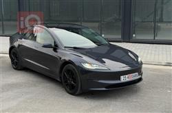 تسلا موديل 3